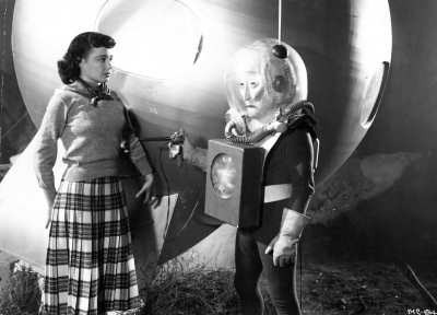 Рекламное фото со съёмок фильма "Пришелец с планеты Икс" (The Man from Planet X, 1951)