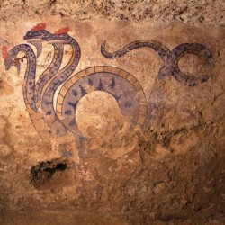 Дракон-гидра со стен этрусской гробницы