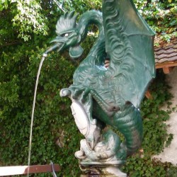 Василиск. Питьевой фонтанчик в Базеле