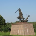 Эстонский вариант драконоборца в городке Тори