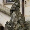 Статуя грифона в пикардийском замке Пьерфон