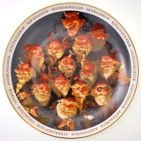 Йоласвейнеры и Грюла. Сувенирная тарелка из Исландии