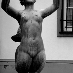 Сирена-мелюзина. Статуя в Майнце