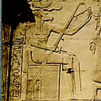 Бог Меримутеф на рельефе храма Сети I в Абидосе