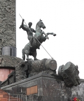 Георгий Победоносец — памятник в Москве на Поклонной горе