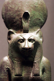 Львиноголовая богиня Баст-Уаджет. Статуэтка