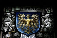 Витраж с изображением гарпии как герба города Нюрнберг