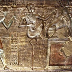 Амт и Тот на барельефах из гробницы Дейр Эль-Медина