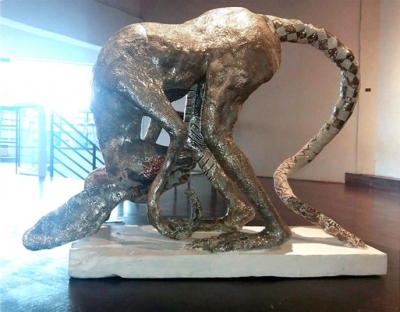 Сигбин. Скульптура Мишель Холанс Луа