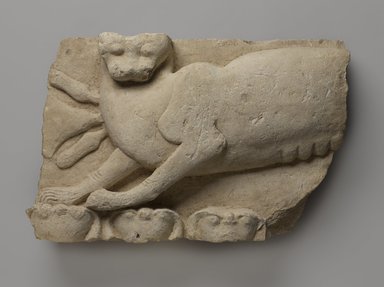 Вероятно, богиня Мафдет в виде кошки. Египетский барельеф, III век до н.э.