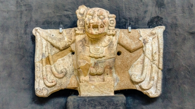 Рукокрылый демон Камазотц. Фигура из Археологического музея Копана (Гондурас)