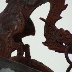 Металлический дракон в Веллингтоне