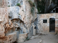 Пещера дракона (Zmajeva Špilja) на хорватском острове Брач