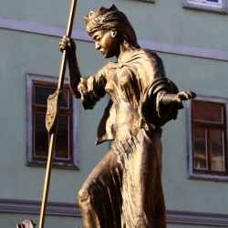 Драконоборец, женский вариант. Cтатуя Св.Маргариты