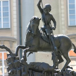 Дракон и Св. Георгий - фонтан в Праге