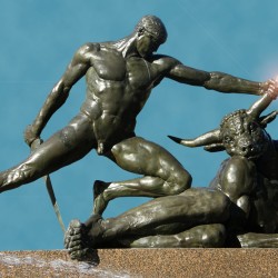 Минотавр. Фрагмент скульптурной композиции Archibald Fountain в сиднейском Гайд-парке