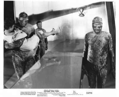 Рекламное фото к фильму "Захватчики с Марса" (Invaders from Mars, 1953)
