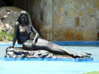 Русалка-бразильянка. Скульптура в Beach Park около Форталезы